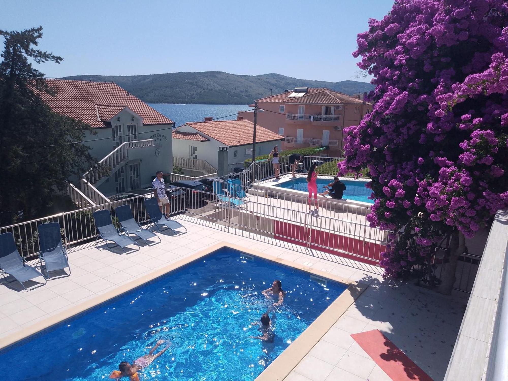 Villa Pinky And Superior Trogir Seget Vranjica Exterior foto